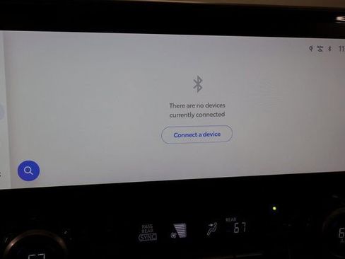 Used 2023 Toyota Highlander Limited image 25