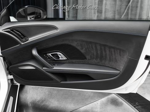 Used 2021 Audi R8 V10 performance w/ R8 Performance Design Package image 29