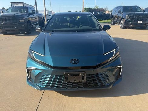 Used 2025 Toyota Camry XSE w/ Premium Plus Package FWD image 4