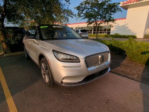 Used 2020 Lincoln Corsair Reserve w/ Elements Package AWD/4WD image 3