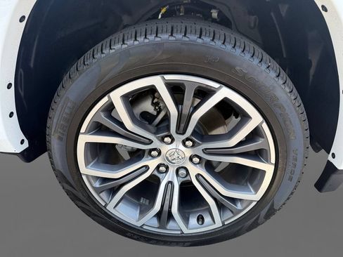 Certified 2025 RAM 1500 Tungsten w/ Trailer Tow Group AWD/4WD image 16