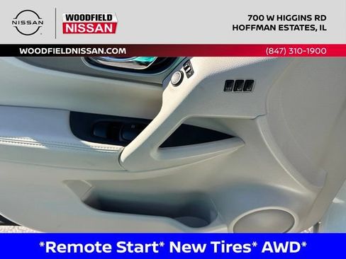 Used 2020 Nissan Rogue Sport SV w/ Technology Package AWD/4WD image 17