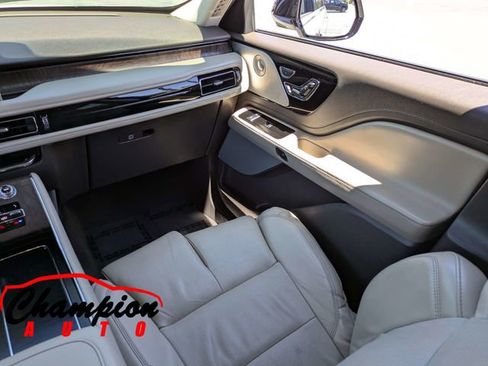 Used 2020 Lincoln Aviator Reserve w/ Equipment Group 202A AWD/4WD image 21