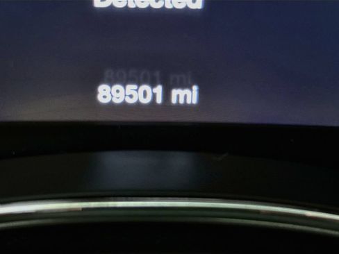 Used 2019 Jeep Grand Cherokee Limited AWD/4WD image 5
