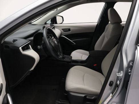 Used 2026 Toyota Corolla Cross L FWD image 14