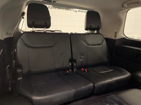 Used 2014 Lexus LX 570 4WD image 26