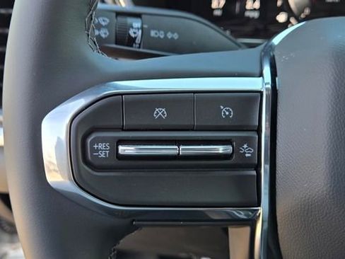 New 2026 GMC Canyon Elevation RWD image 16