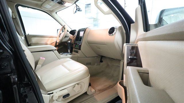 Used 2007 Ford Explorer Limited RWD image 10