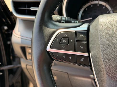 Used 2023 Toyota Highlander XSE AWD/4WD image 30
