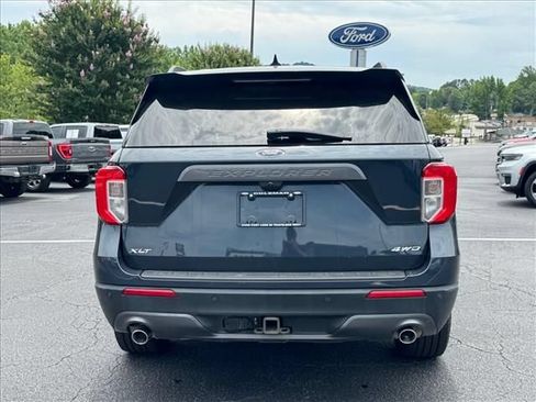Certified 2022 Ford Explorer XLT w/ Equipment Group 202A AWD/4WD image 5