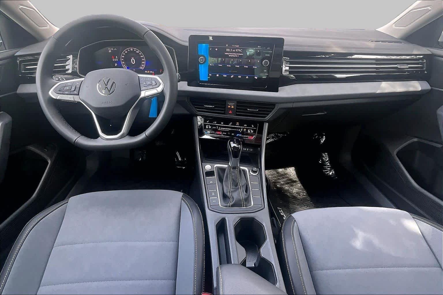 New 2027 Volkswagen Jetta SE FWD image 5