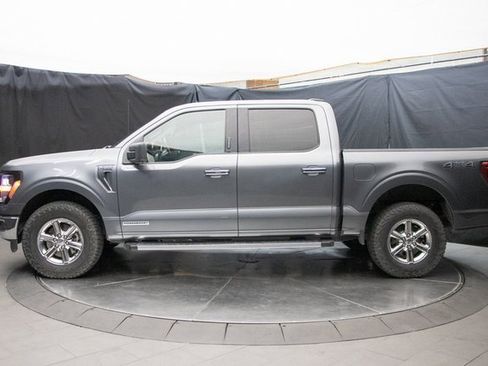 Used 2024 Ford F150 XLT w/ Mobile Office Package image 9