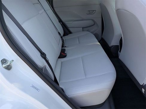 Certified 2025 Hyundai Kona SEL image 17