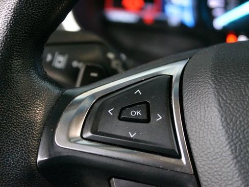Used 2019 Ford Edge SEL w/ Equipment Group 201A AWD/4WD image 16