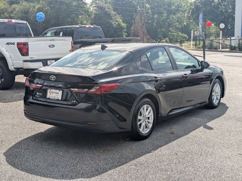Used 2025 Toyota Camry LE FWD image 3