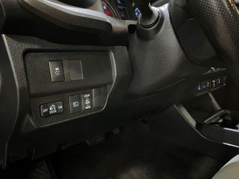 Certified 2020 Toyota Tacoma TRD Off-Road w/ Technology Package image 15
