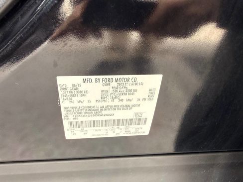 Used 2016 Ford Explorer XLT w/ Equipment Group 202A image 8