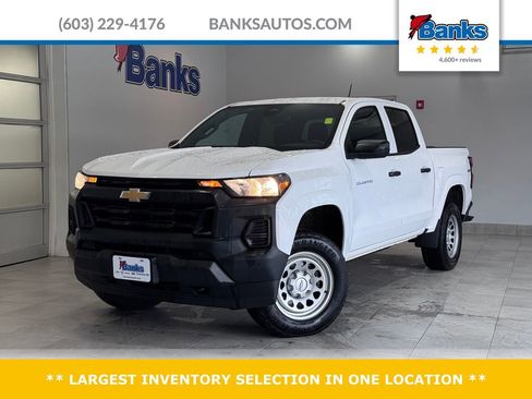 Used 2023 Chevrolet Colorado W/T w/ Advanced Trailering Package image 1