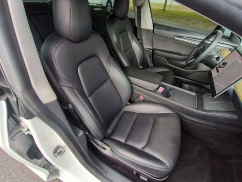 Used 2021 Tesla Model 3 Standard Range Plus image 21