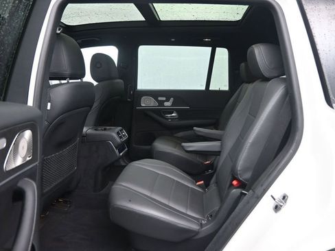 Used 2022 Mercedes-Benz GLS 450 4MATIC image 27