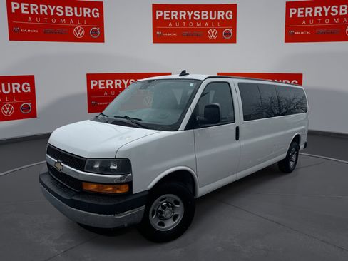 Used 2019 Chevrolet Express 3500 LT w/ LT Preferred Equipment Group image 1