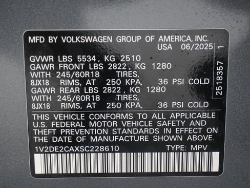 Used 2025 Volkswagen Atlas Cross Sport SE image 29