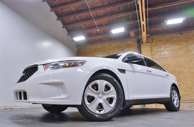 Used 2016 Ford Taurus Police Interceptor FWD image 3