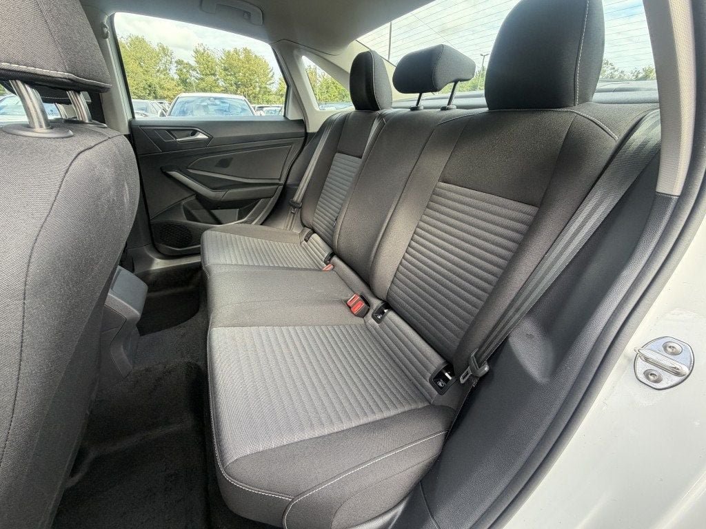 Used 2025 Volkswagen Jetta S FWD image 25