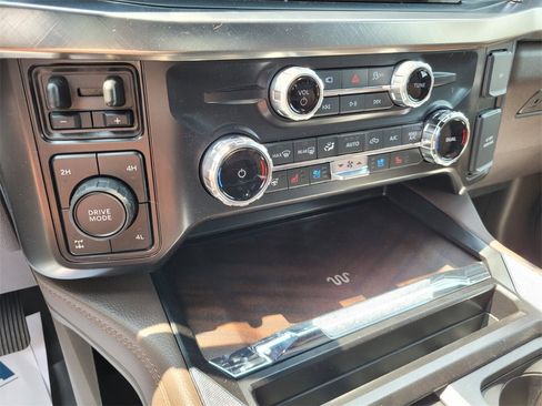 New 2025 Ford F250 King Ranch w/ Chrome Package image 19