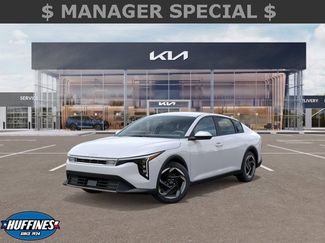 New 2025 Kia K4 EX video 1