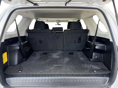 Used 2010 Toyota 4Runner SR5 image 19