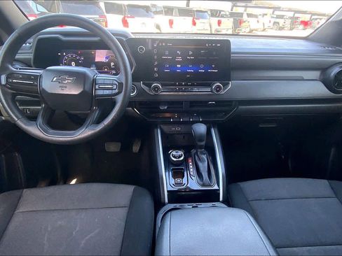 Used 2024 Chevrolet Colorado Trail Boss w/ Technology Package image 14