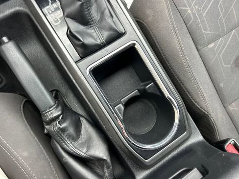 Used 2017 Toyota Tacoma TRD Off-Road image 21