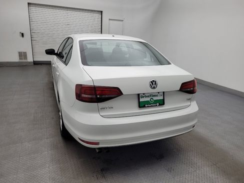 Used 2016 Volkswagen Jetta S image 6