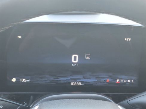 Used 2025 Chevrolet Suburban LT w/ Comfort Package image 38