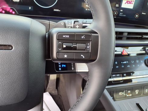 Used 2024 Hyundai Santa Fe Calligraphy image 17