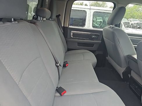 Used 2019 RAM 1500 Classic SLT AWD/4WD image 11