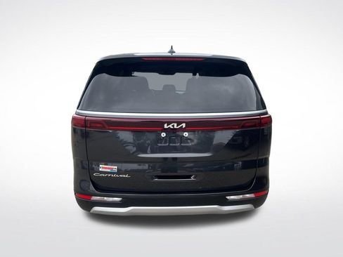 Certified 2022 Kia Carnival LX FWD image 40