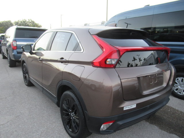 Used 2018 Mitsubishi Eclipse Cross LE AWD/4WD image 4