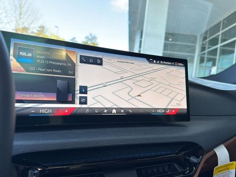 New 2026 BMW i4 eDrive40 w/ Premium Package RWD image 22