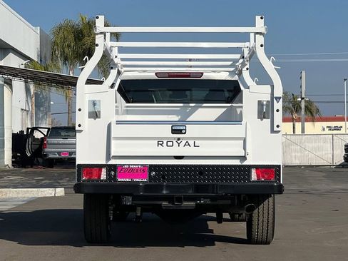 Used 2024 Chevrolet Silverado 2500 W/T w/ WT Convenience Package AWD/4WD image 5