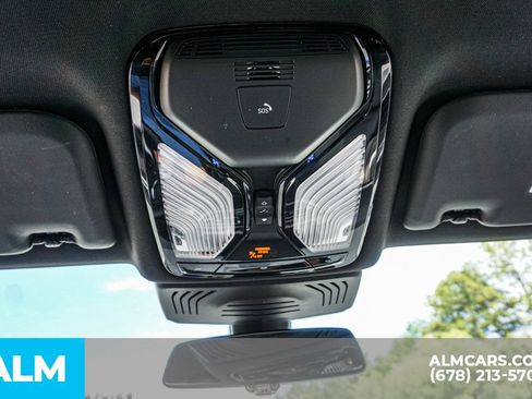 Used 2025 BMW X4 xDrive30i AWD/4WD image 32