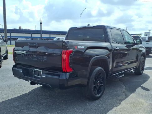 Used 2022 Toyota Tundra SR5 AWD/4WD image 7