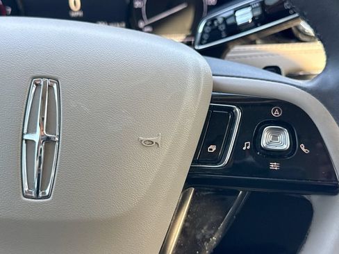 Used 2022 Lincoln Corsair FWD w/ Equipment Group 101A image 26