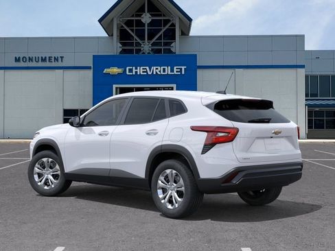 New 2026 Chevrolet Trax LS FWD image 3