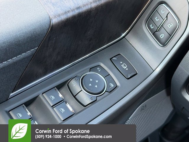 New 2026 Ford F350 Lariat w/ Black Appearance Package AWD/4WD image 19