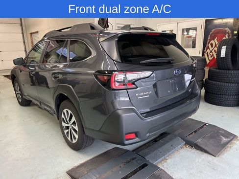 Used 2024 Subaru Outback Premium image 6