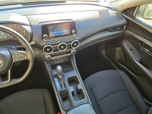 Used 2024 Nissan Sentra S image 13