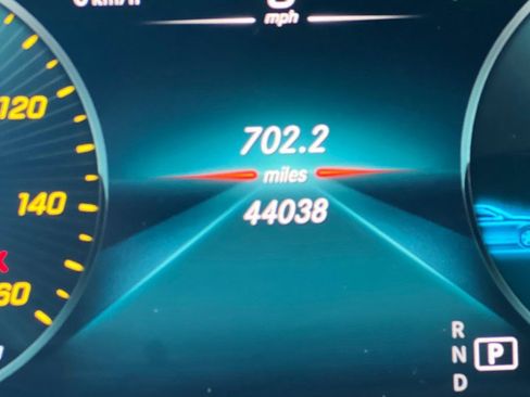 Used 2022 Mercedes-Benz GLC 300 4MATIC image 22