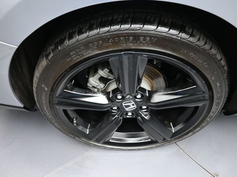 Used 2025 Honda Accord Sport image 12